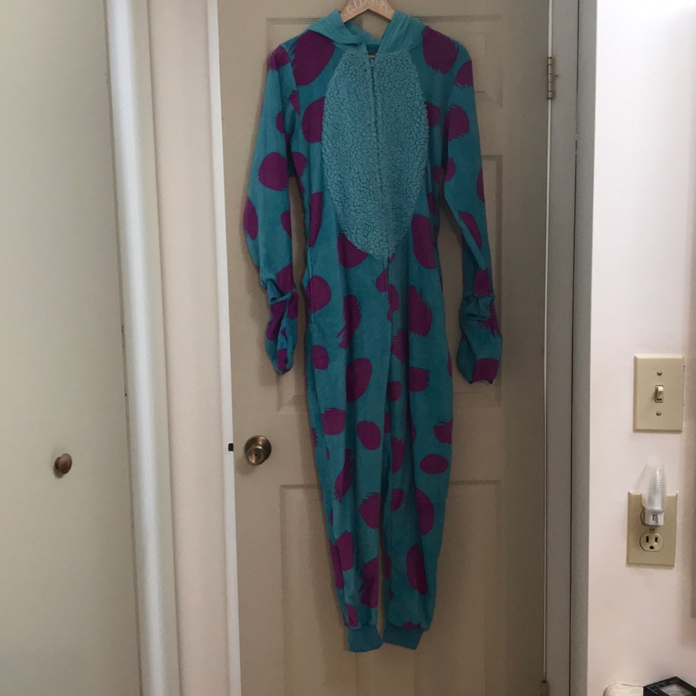 4/$10 Monsters inc sully adult sleeper